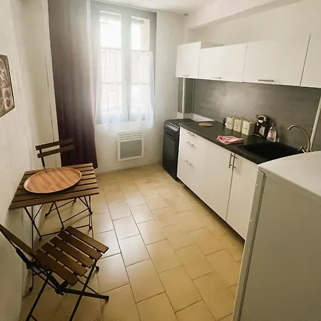 Au Pied Des Remparts 10 Rue Saint Jean Lejlighed